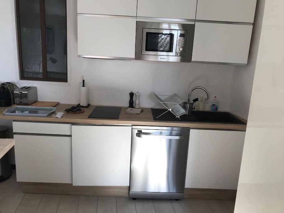 Emplacement Ideal, Vue Mer, Parking Offert Sanary-sur-Mer Extérieur photo
